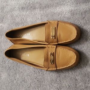 Coach camel loafer size 9.5